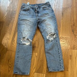 Levi’s// distressed 501s, size 30